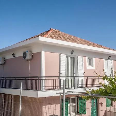 Casa Serena * Asprogerakata