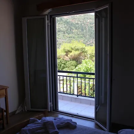 Casa Serena Apartment Asprogerakata